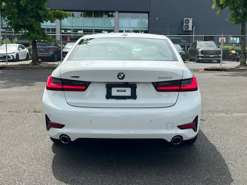 Used 2020 BMW 330i xDrive Sedan w/ Convenience Package AWD/4WD image 6
