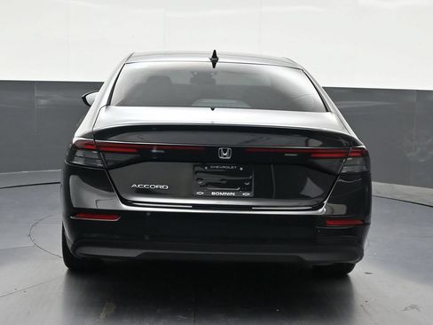Used 2023 Honda Accord LX image 4