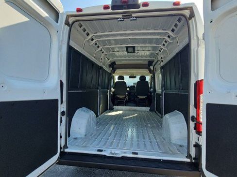 Used 2026 RAM ProMaster 2500 w/ Convenience Group FWD image 23
