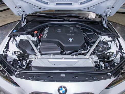 Certified 2024 BMW 430i Convertible w/ Convenience Package image 7