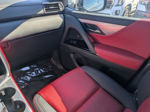 Used 2024 Lexus LX 600 F Sport image 15