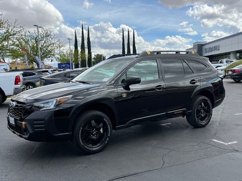 Certified 2023 Subaru Outback Wilderness AWD/4WD image 5
