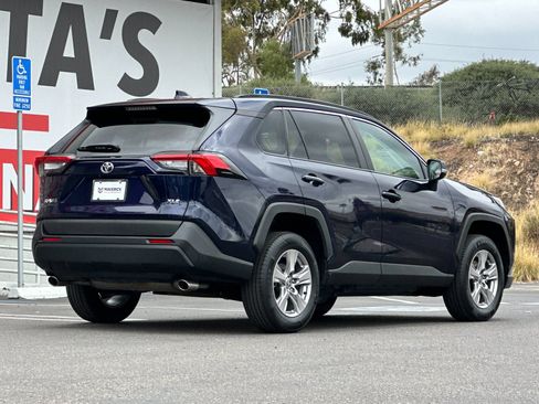 Used 2024 Toyota RAV4 XLE w/ Convenience Package FWD image 5