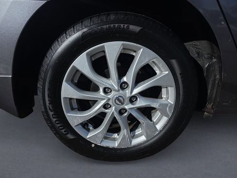 Used 2018 Nissan Sentra SV w/ Premium Package (P01) image 14