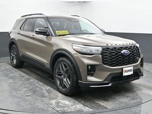 New 2026 Ford Explorer ST w/ Sun And Sound Package image 2