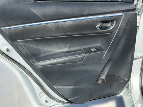 Used 2014 Toyota Corolla S Premium image 29