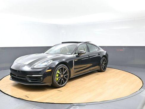 Used 2023 Porsche Panamera 4 Platinum Edition AWD/4WD image 6