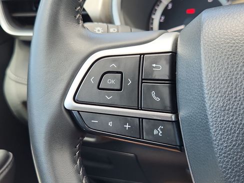 Used 2025 Toyota Highlander XLE AWD/4WD image 22