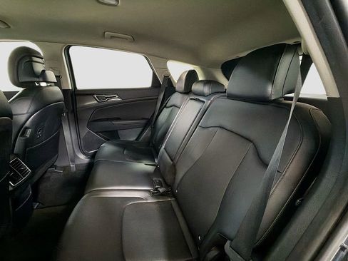 Used 2023 Kia Sportage EX image 25