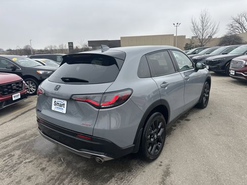 Certified 2023 Honda HR-V Sport image 4