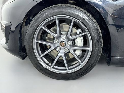 Used 2022 Tesla Model 3 Long Range AWD/4WD image 9