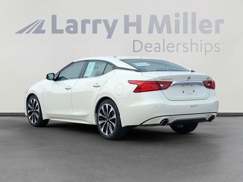 Used 2018 Nissan Maxima SR image 4