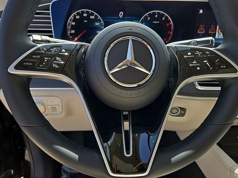 New 2026 Mercedes-Benz GLE 450 4MATIC image 25