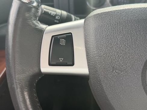 Used 2009 Jeep Grand Cherokee Overland AWD/4WD image 27