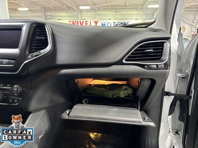 Certified 2021 Jeep Cherokee Latitude Plus AWD/4WD image 52