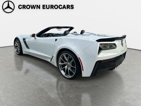 Used 2016 Chevrolet Corvette Z06 w/ 3LZ Preferred Equipment Group image 5