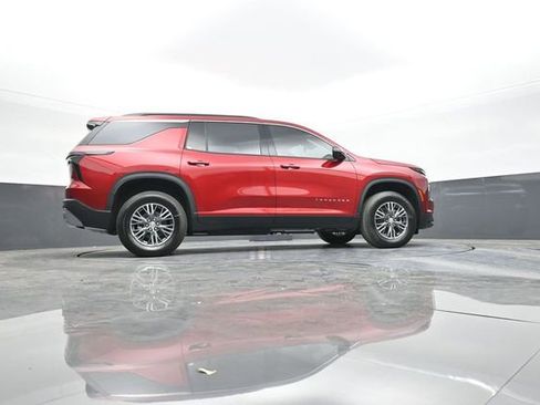 New 2026 Chevrolet Traverse LT w/ Driver Confidence Package image 45