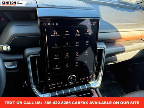 Used 2025 GMC Yukon XL Denali image 29