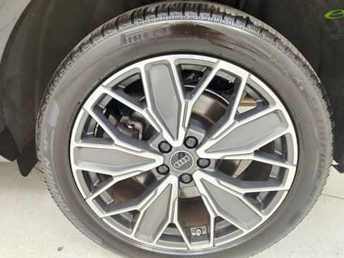 Used 2025 Audi Q5 Premium Plus w/ Premium Plus AWD/4WD image 72