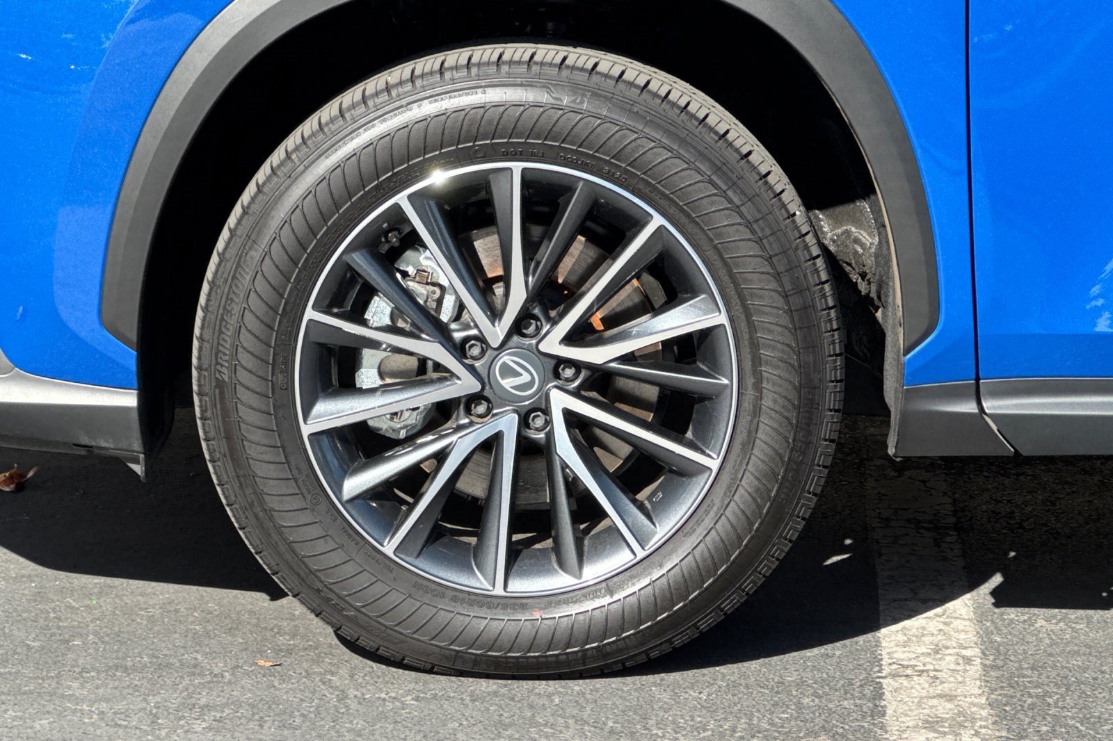 Certified 2026 Lexus NX 350h AWD w/ Accessory Package (K3) image 37