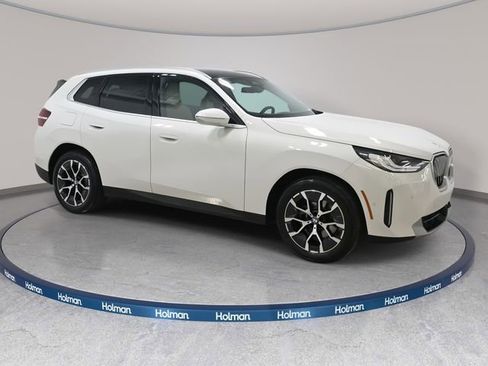 Certified 2025 BMW X3 xDrive30i w/ Convenience Package image 4