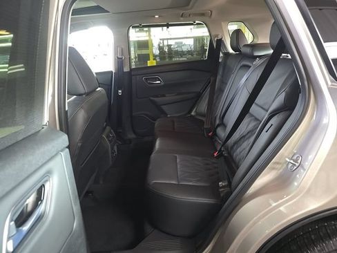 Used 2026 Nissan Rogue Platinum w/ Platinum Premium Package AWD/4WD image 8