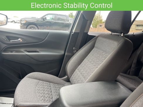 Used 2024 Chevrolet Equinox LT w/ LPO, Floor Liner Package AWD/4WD image 28