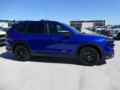 Used 2023 Honda CR-V Sport image 3