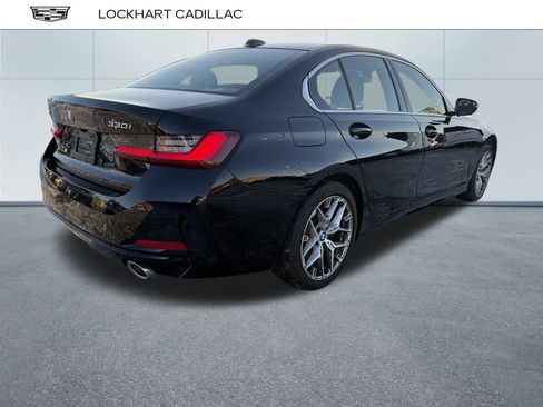 Used 2025 BMW 330i xDrive Sedan image 3