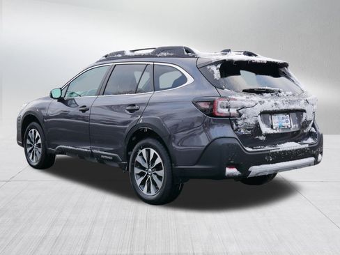 Used 2023 Subaru Outback Limited image 5