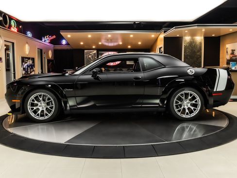Used 2023 Dodge Challenger SRT Hellcat Redeye RWD image 17