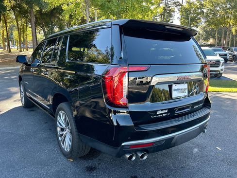Used 2021 GMC Yukon XL Denali w/ Denali Ultimate Package image 7