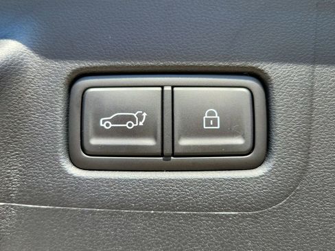 Used 2026 Hyundai Santa Fe SEL image 11