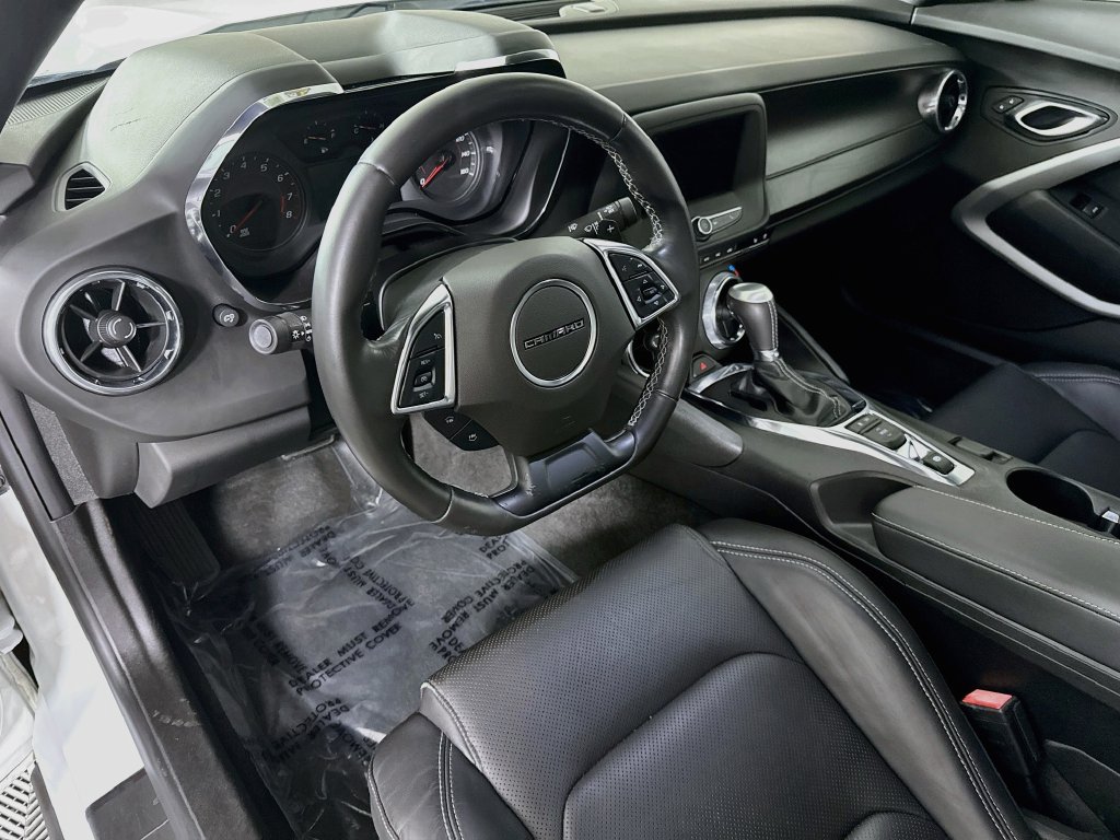 Used 2019 Chevrolet Camaro LT RWD image 17