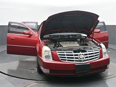 Used 2009 Cadillac DTS image 53