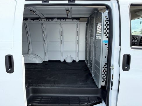 Certified 2024 Chevrolet Express 2500 RWD image 14