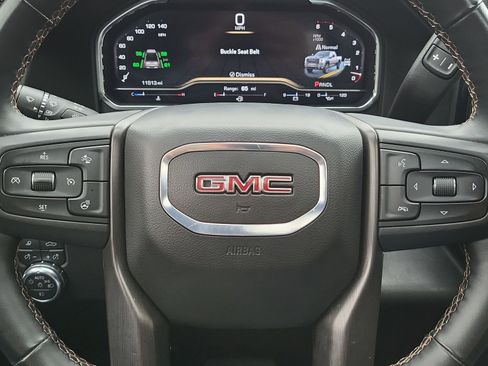 Used 2025 GMC Sierra 2500 AT4 w/ AT4 Premium Plus Package image 11