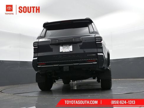 Used 2025 Toyota 4Runner TRD Pro AWD/4WD image 32
