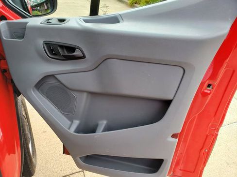 Used 2017 Ford Transit 150 XL RWD image 17