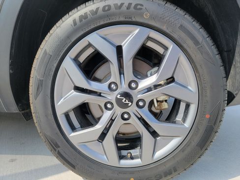 Used 2024 Kia Seltos S AWD/4WD image 31