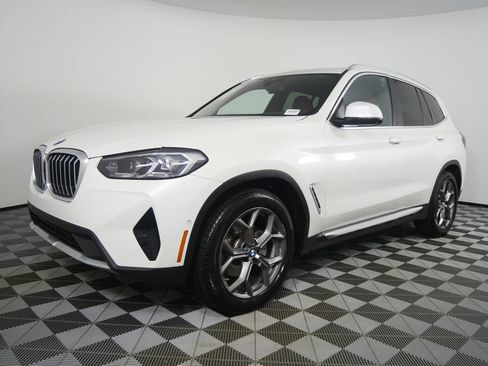 Certified 2024 BMW X3 sDrive30i w/ Convenience Package w/ZPA RWD image 7