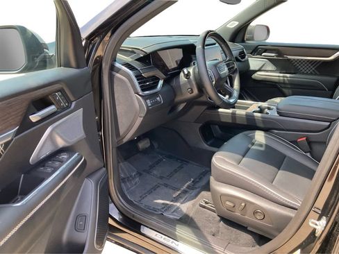 Used 2024 GMC Acadia Denali w/ Super Cruise Package AWD/4WD image 10