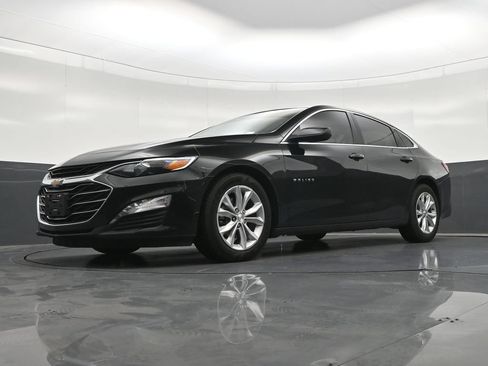 Used 2024 Chevrolet Malibu LT FWD image 23