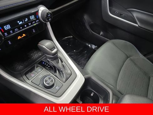 Used 2023 Toyota RAV4 SE w/ Convenience Package AWD/4WD image 25