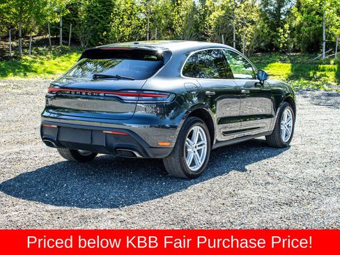 Used 2023 Porsche Macan AWD/4WD image 7