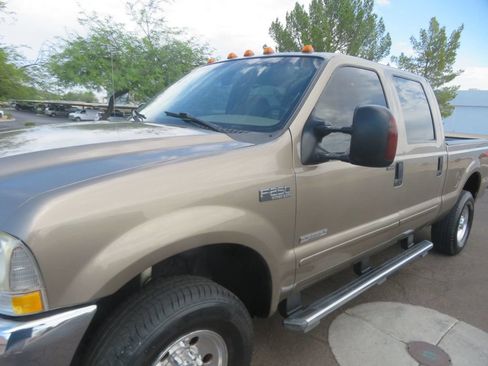 Used 2004 Ford F250 Lariat AWD/4WD image 8