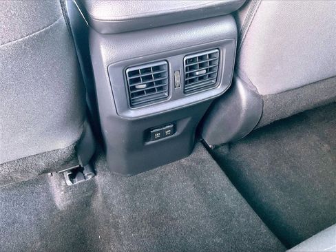 Used 2020 Toyota RAV4 XLE image 26