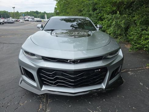 Used 2023 Chevrolet Camaro ZL1 RWD image 5
