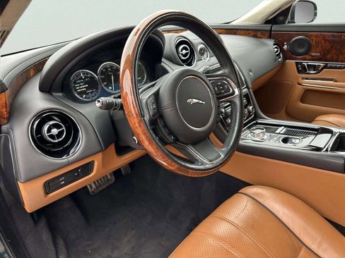 Used 2015 Jaguar XJ L Portfolio image 13