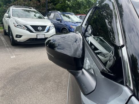 Used 2026 Nissan Kicks SR FWD image 37